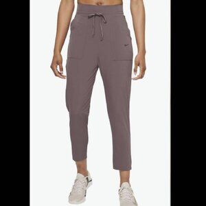 Nike Women's Bliss Luxe Training Pants M